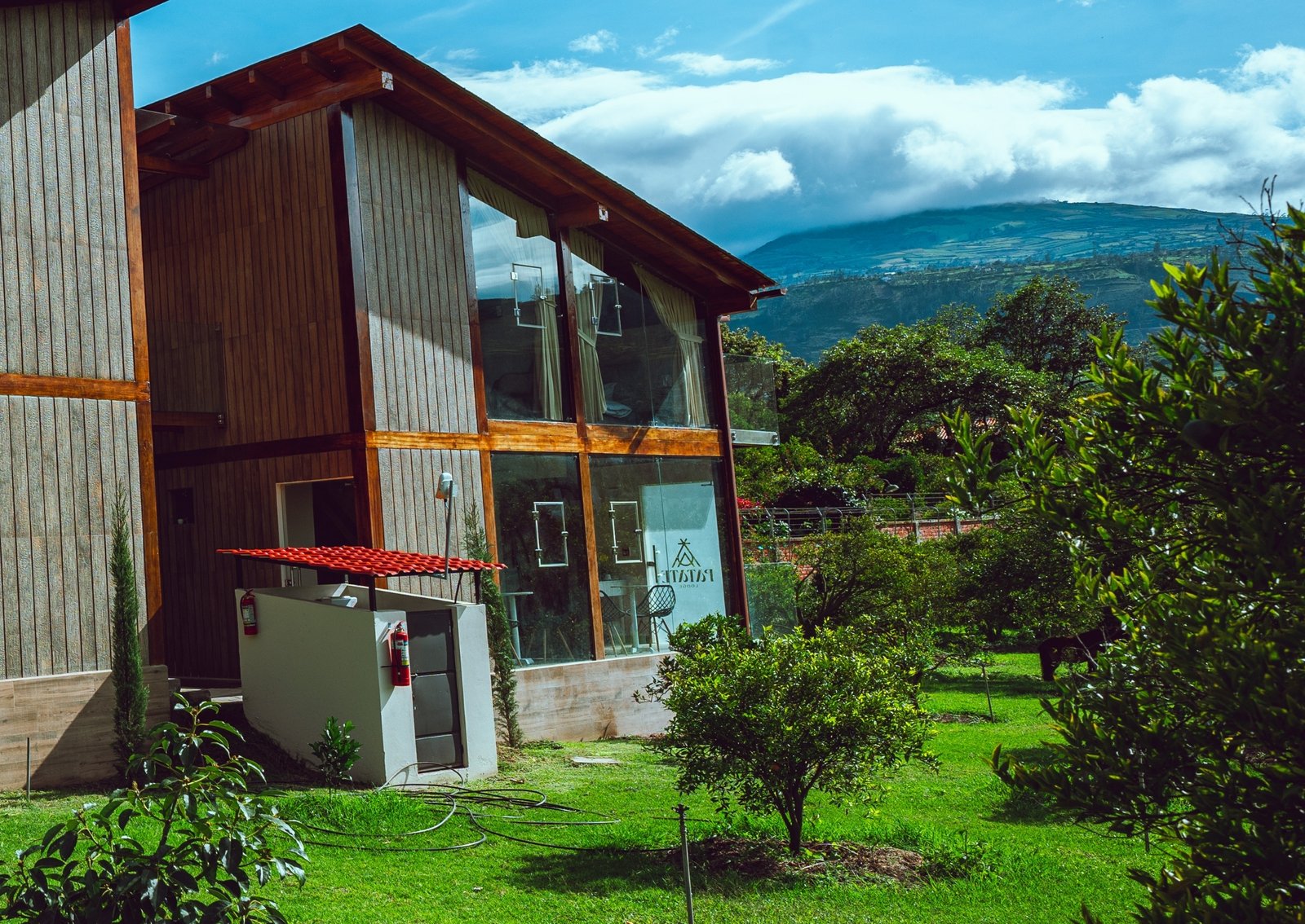 Eterna Primavera | Cabaña Interna
