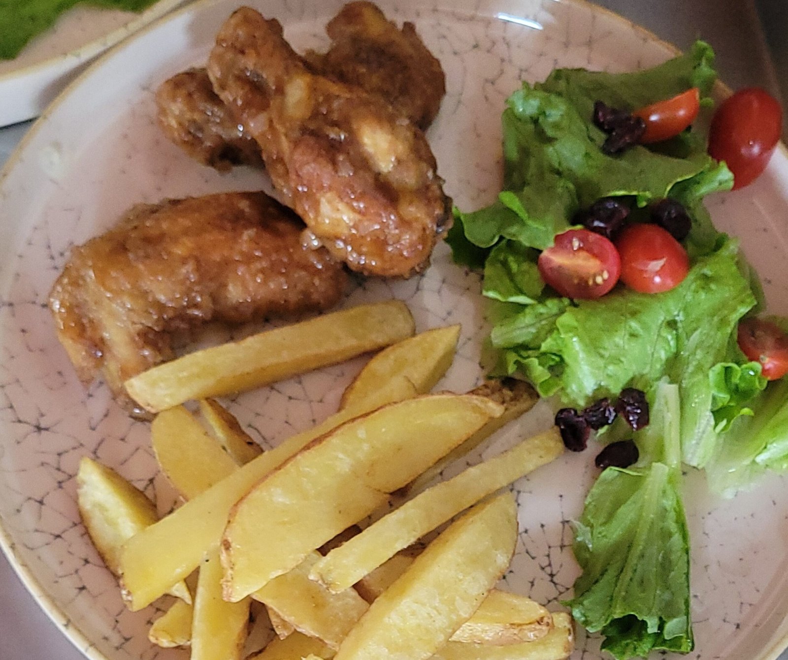 PATATE LODGE PLATO 3
